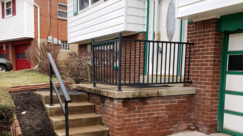 5 Foot Top Rail